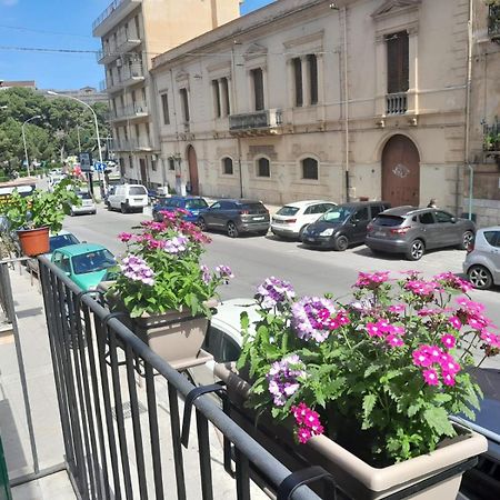 Casa Assisi Apartment Palermo Bagian luar foto