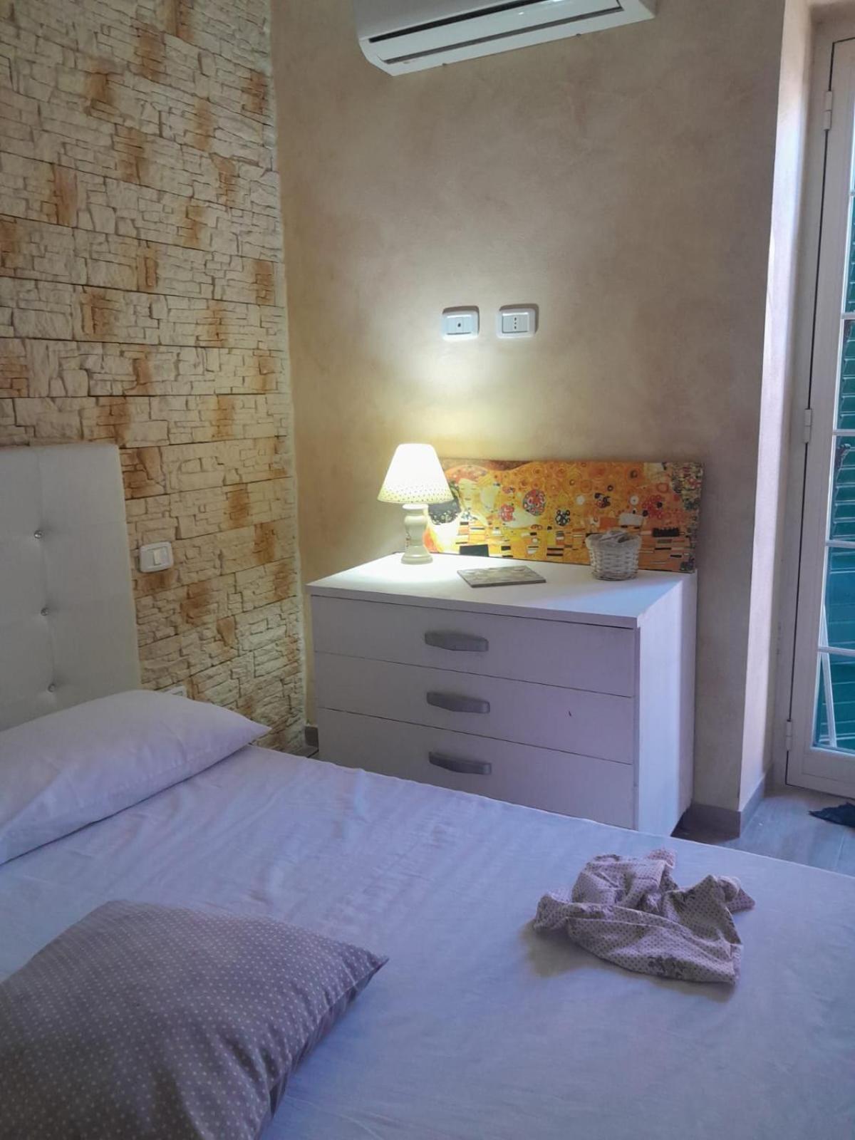Casa Assisi Apartment Palermo Bagian luar foto